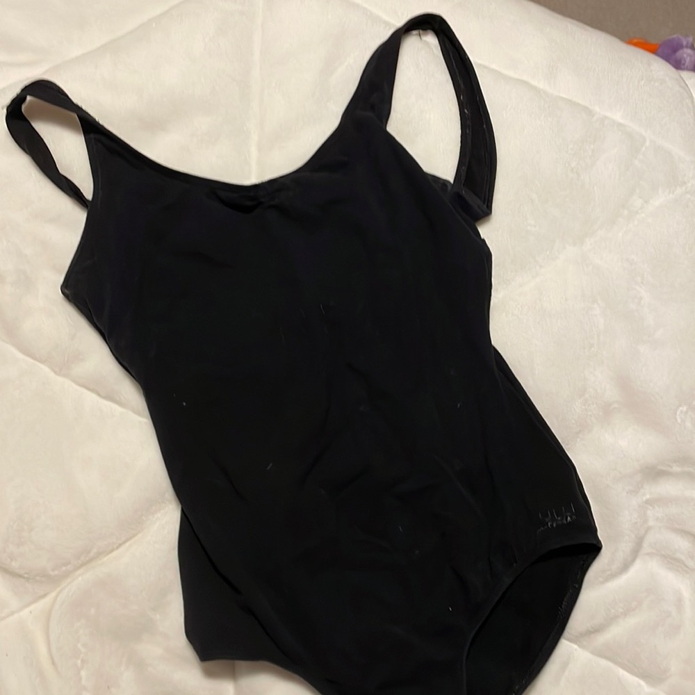 Lulli Dancewear black leotard